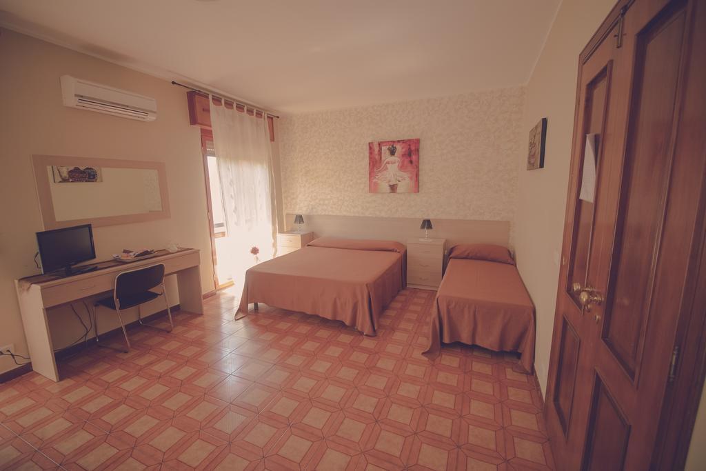 Cassiodoro Rooms Affittacamere Catanzaro Eksteriør bilde