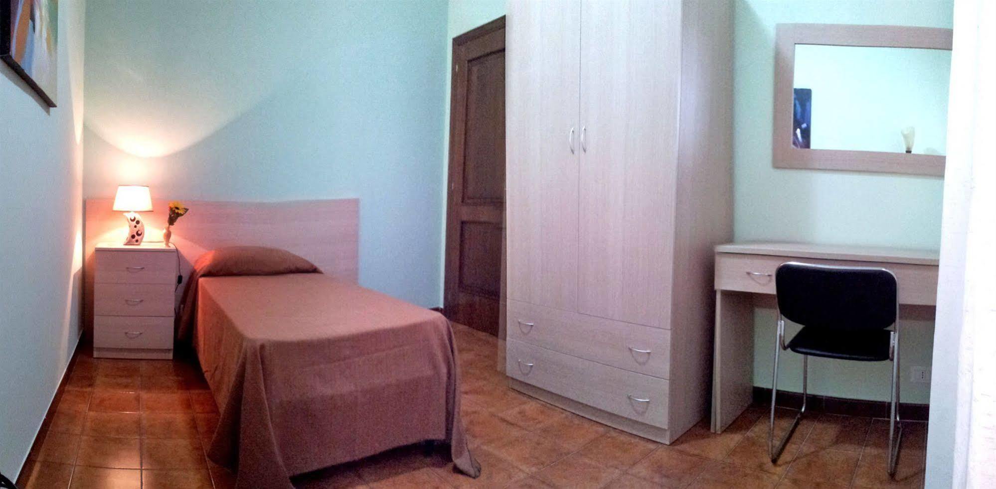 Cassiodoro Rooms Affittacamere Catanzaro Eksteriør bilde