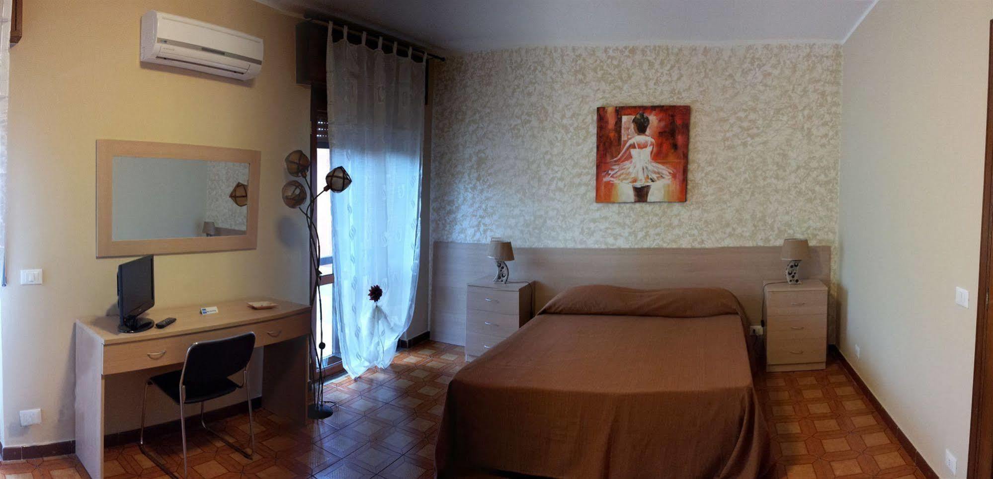 Cassiodoro Rooms Affittacamere Catanzaro Eksteriør bilde